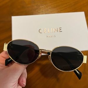 Triomphe Metal sunglasses in gold/grey with box!